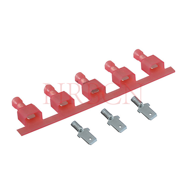 Terminal de desconexión macho completamente aislado de 4,8 mm (AWG 22-18)