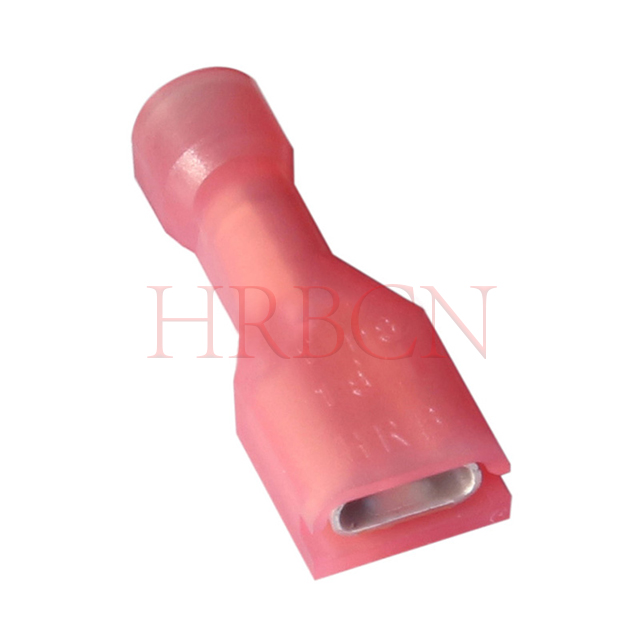 Terminal de desconexión hembra completamente aislado de 4,8 mm (AWG 22-18)