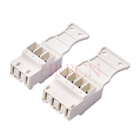 Conector PCB de acoplamiento indirecto RAST 5 con pestillo de manija M5039