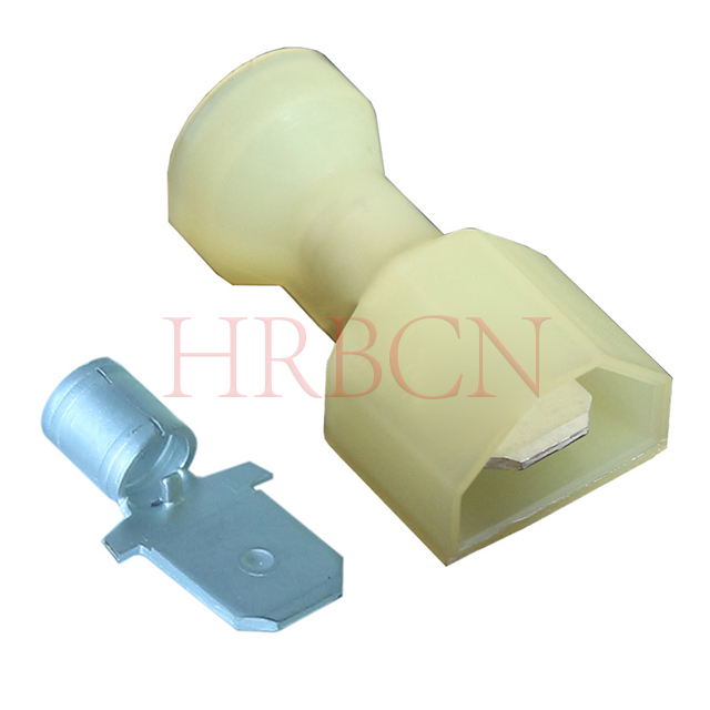 HRB Terminal macho aislado recto de 6,35 mm AWG12-10 | Serie M6351