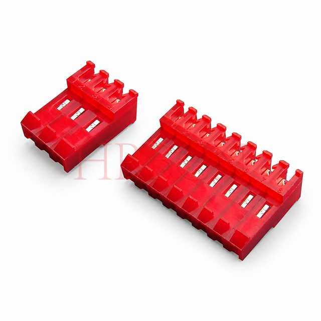 Pasamuros IDC de 180 grados con paso de 3,96 mm y rampa de bloqueo