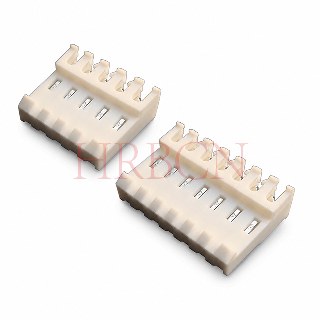Pasamuros IDC de 180 grados con paso de 3,96 mm y rampa de bloqueo
