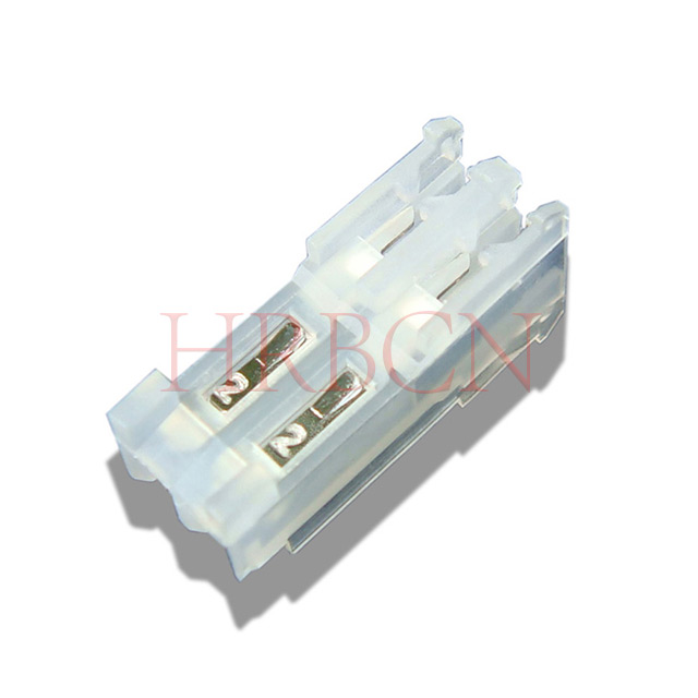 Alimentación de paso de 2,54 mm a través de IDC con pestañas polarizadoras M2051-NR